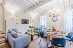 Casa Chiostro, a Central 3 bedrooms Apartment